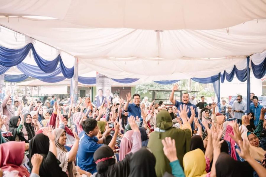 300 Paket Di Salurkan DPC Partai Demokrat kepada kaum dhuafa