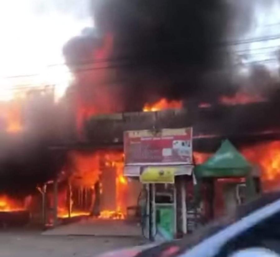 4 Unit Rumah di Ujung Batu Tinggal Puing Puing Dilalap Sijago Merah