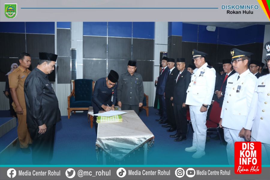 73 Pejabat Eselon III dan IV Rohul Dilantik