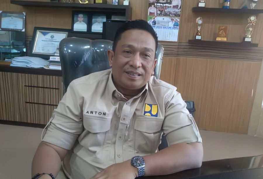 Akibat Kendaraan Bertonase Tinggi, Jalan Lingkar KM 4 Hancur