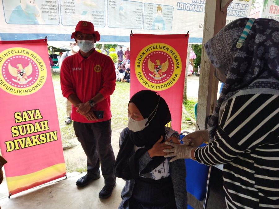 BIN Riau Gelar Vaksinasi di Dua Kabupaten di Riau Bagi Masyarakat dan Pelajar