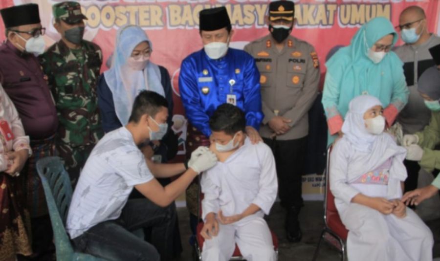 Bupati Kunjungi SD 002 Rambah
