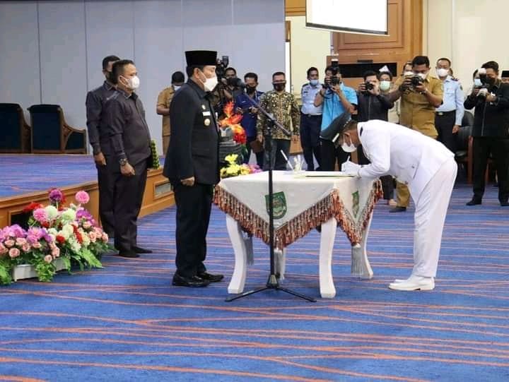 Bupati Rohul Lantik 19 Kades Terpilih Dan 3 Kades PAW