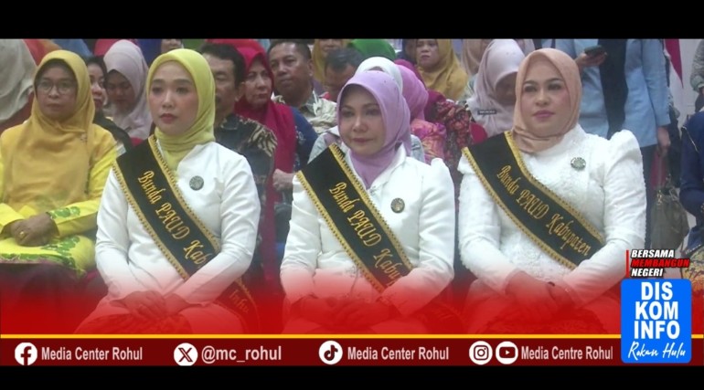 Dr Yeni Resmi di Kukuhkan Sebagai Bunda PAUD dan Bunda Literasi Rohul