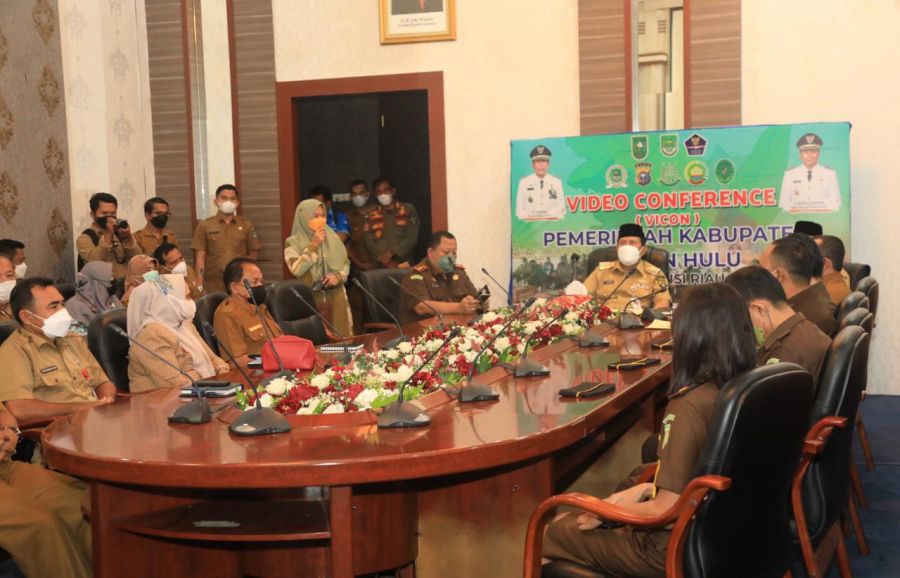 H. Sukiman Usai Mengikuti Rapat Pemaparan Terkait Persiapan Penilaian Mandiri SPIP