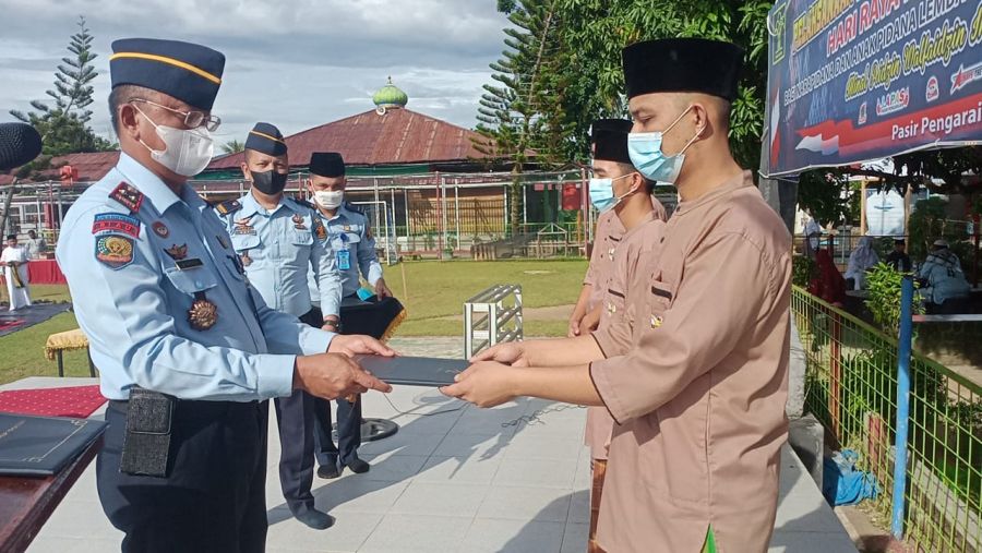 Idul Fitri 1443 H Jadi Berkah Bagi 443 WBP Lapas Kelas IIB Pasir Pengaraian Penerima Remisi