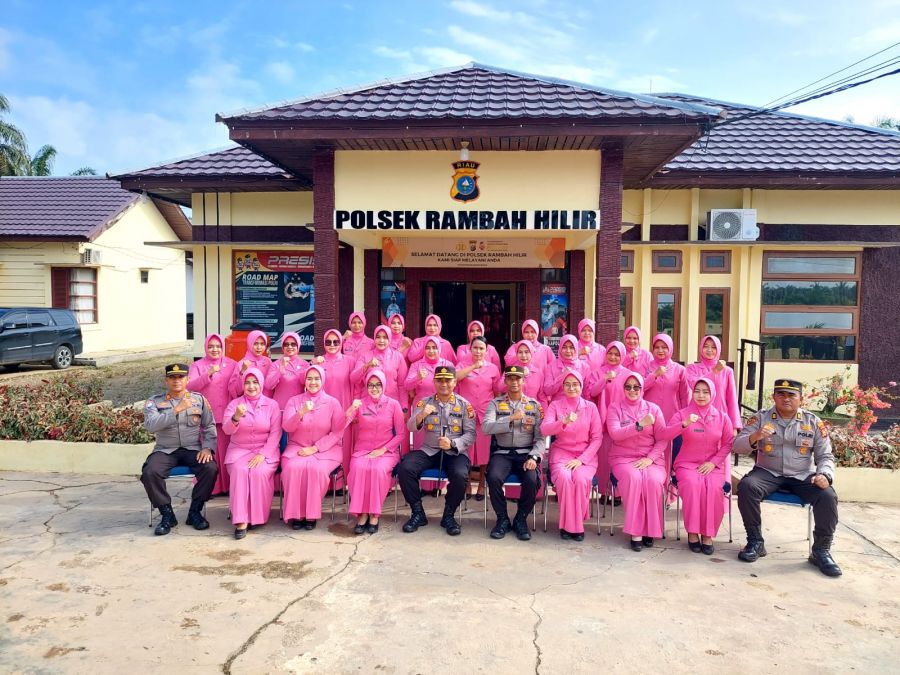 Kapolres Bersama Ketua Bhayangkari Cabang Rohul Kunker Ke Mako Polsek Rambah Hilir
