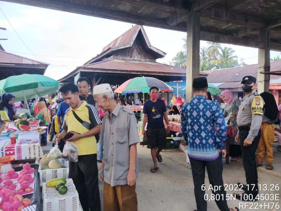 OTRLK 2022 Polsek Tambusai Gatur Lalin, Antisipasi Laka Lantas di Pasar Dalu-Dalu