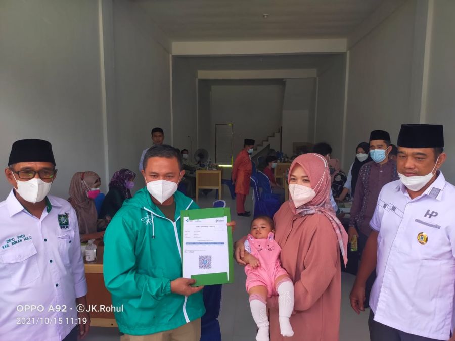 Peduli dan Pro Rakyat, PKB Riau Salurkan Vaksinasi Bagi Masyarakat Rokan Hulu