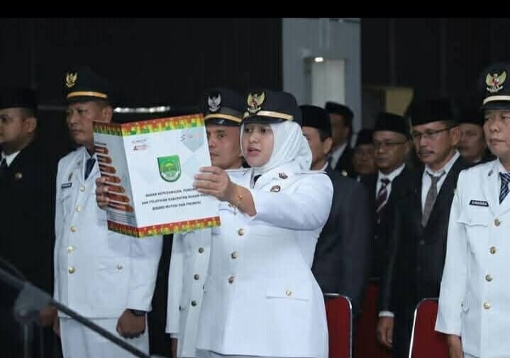Pelantikan Pejabat Eselon III Dan IV  Kepemimpinan Anton dan Poti