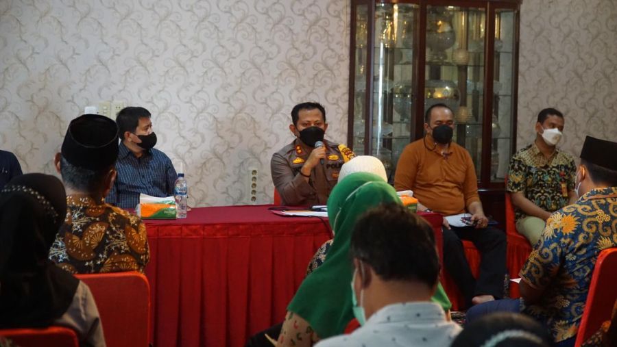 Polres Rohul dan Pemerintah Daerah Melaksanakan Rapat Penanganan Covid-19