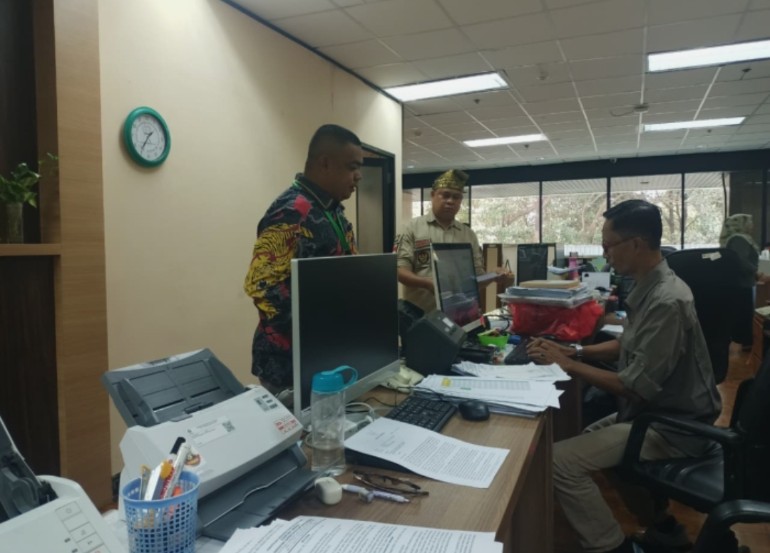 Satgas PKH Pasang Plang Izin Dicabut PT SSL