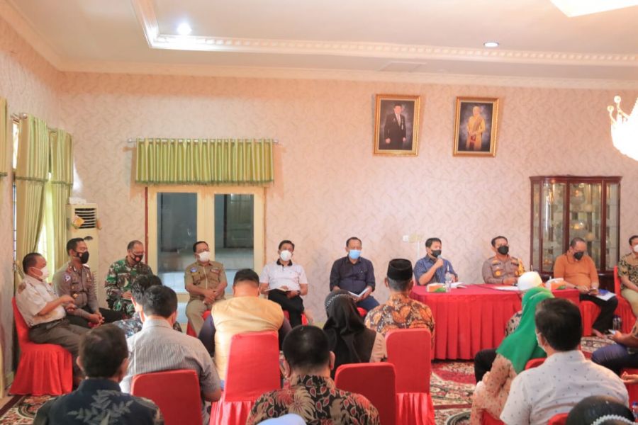 Satgas Rohul Adakan Vaksinasi Covid-19 ke Lansia