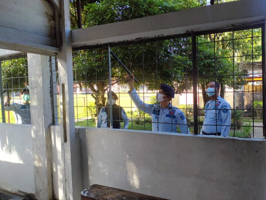 Tim Deteksi Dini Lapas Pasir Pengaraian Kanwil Kemenkumham Riau Sisir Blok Hunian WBP