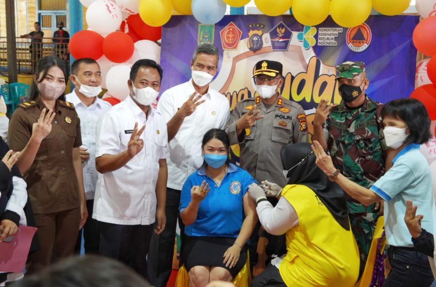 Wabup Rohil Launching Vaksinasi Untuk Anak Usia 6 Hingga 11 Tahun