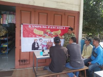 Babinsa Koramil 04/Perawang, Serda Deddy Perkuat Nilai Pancasila di Tengah Masyarakat